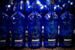 Sparkling Absolut facet iceberg bottle